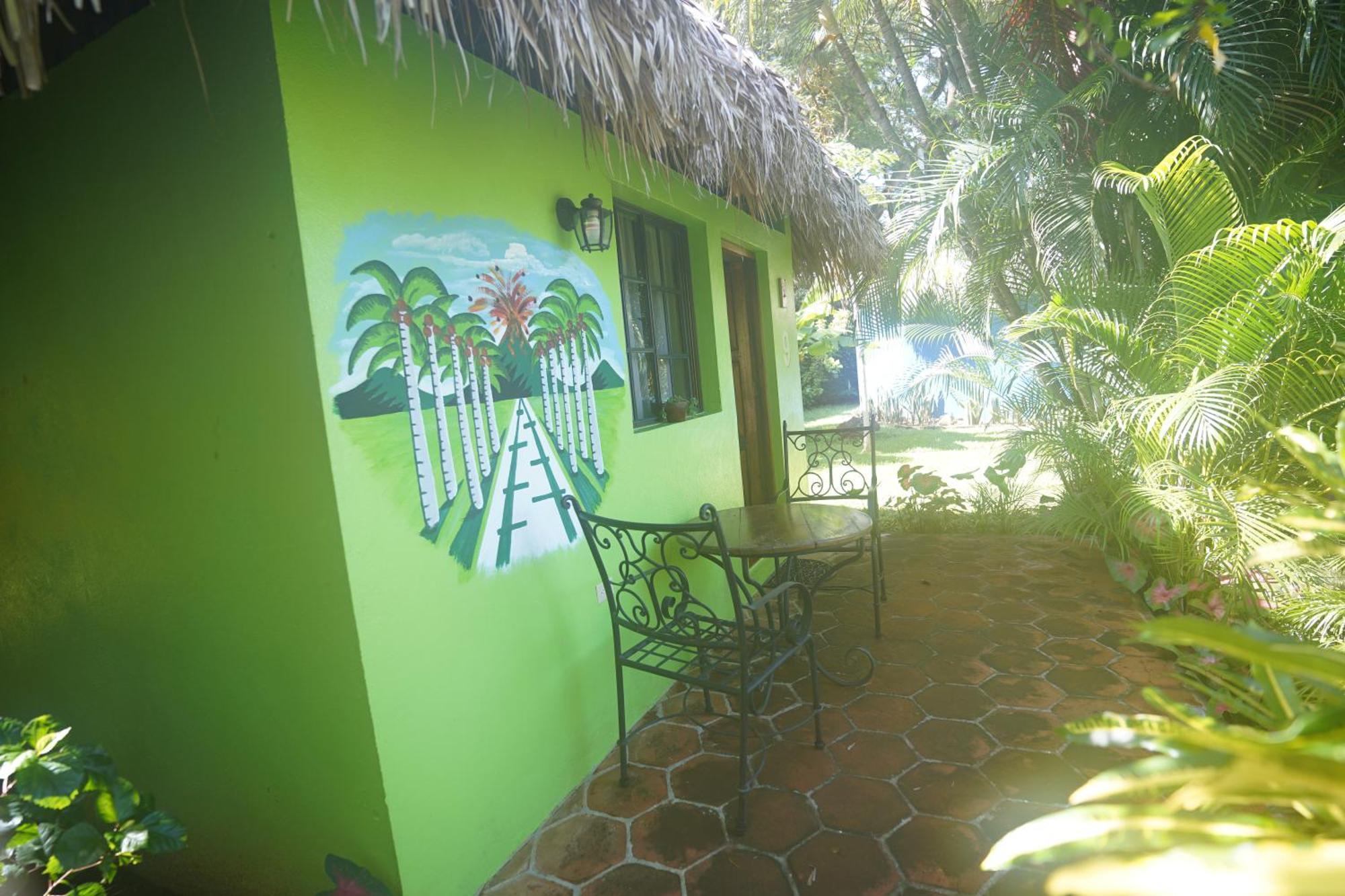 Hotel Mariposa León Екстериор снимка