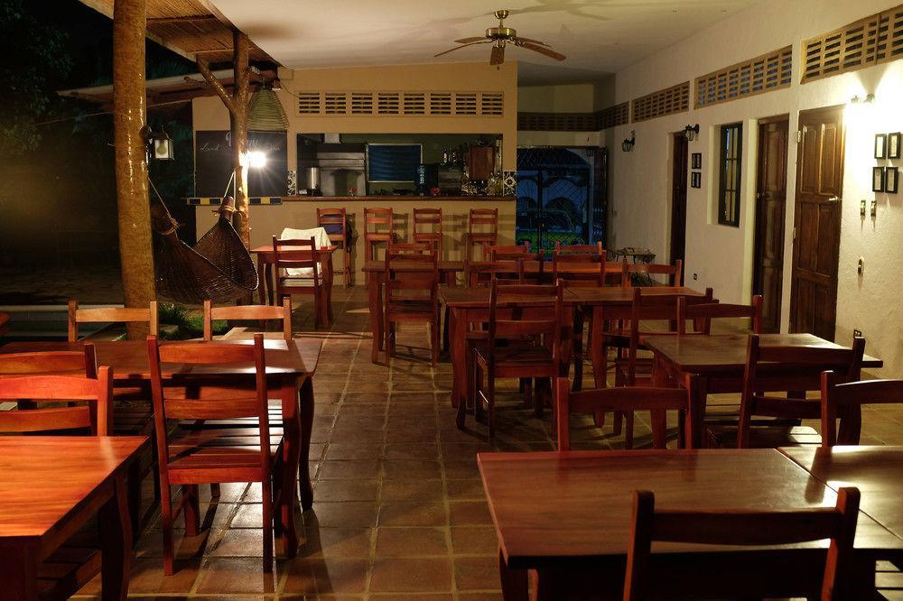 Hotel Mariposa León Екстериор снимка