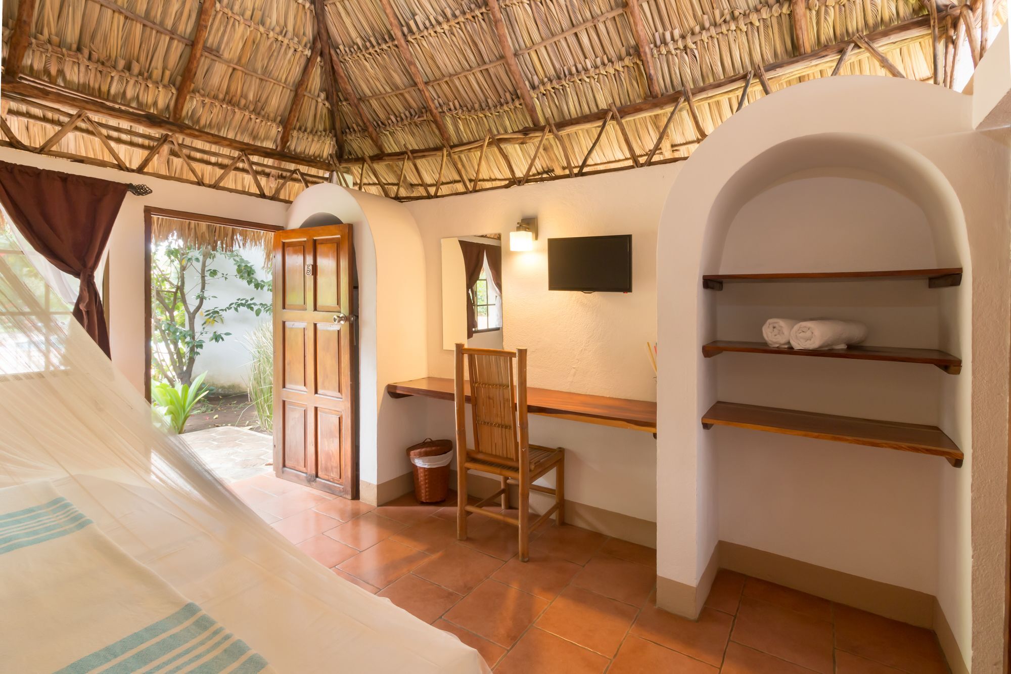 Hotel Mariposa León Екстериор снимка
