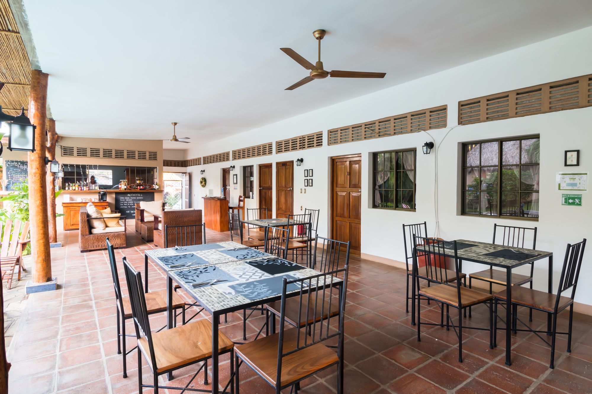 Hotel Mariposa León Екстериор снимка