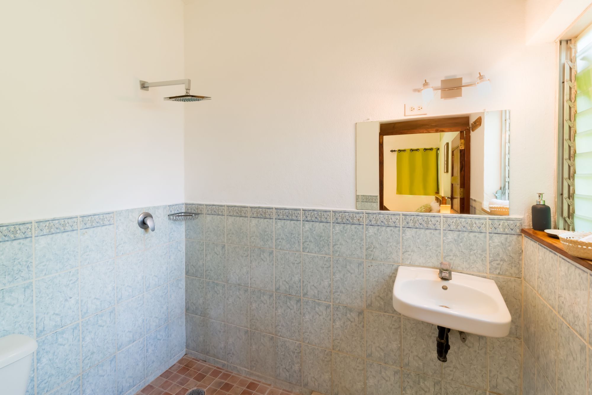 Hotel Mariposa León Екстериор снимка